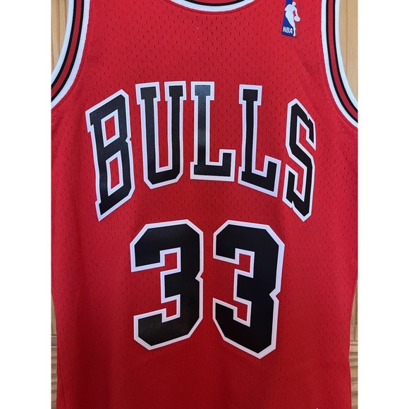 Mitchell & Ness Chicago Bulls Scottie Pippen Red Swingman Jersey Men's Size 2XL - Picture 6 of 12